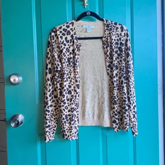 Liz Claiborne size medium animal print cardigan - Picture 1 of 6